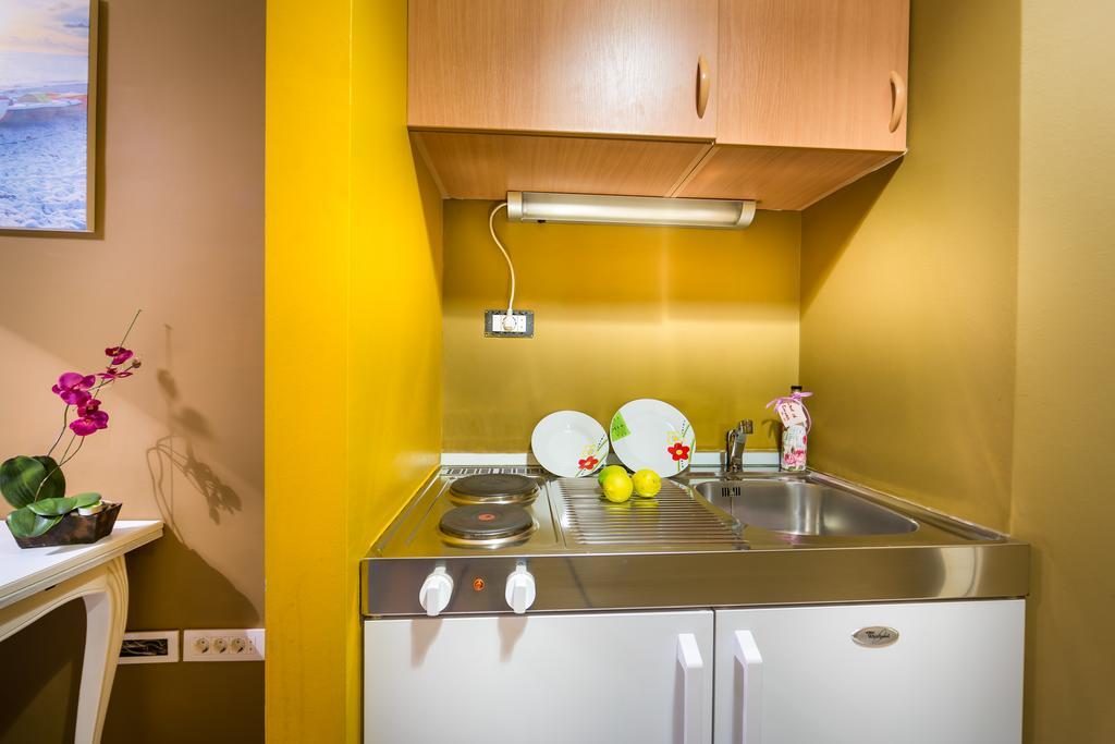 Apartment Korzo Filodrammatica Rijeka Ruang foto