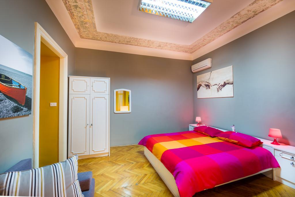 Apartment Korzo Filodrammatica Rijeka Ruang foto