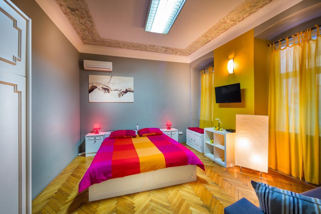 Apartment Korzo Filodrammatica Rijeka Ruang foto